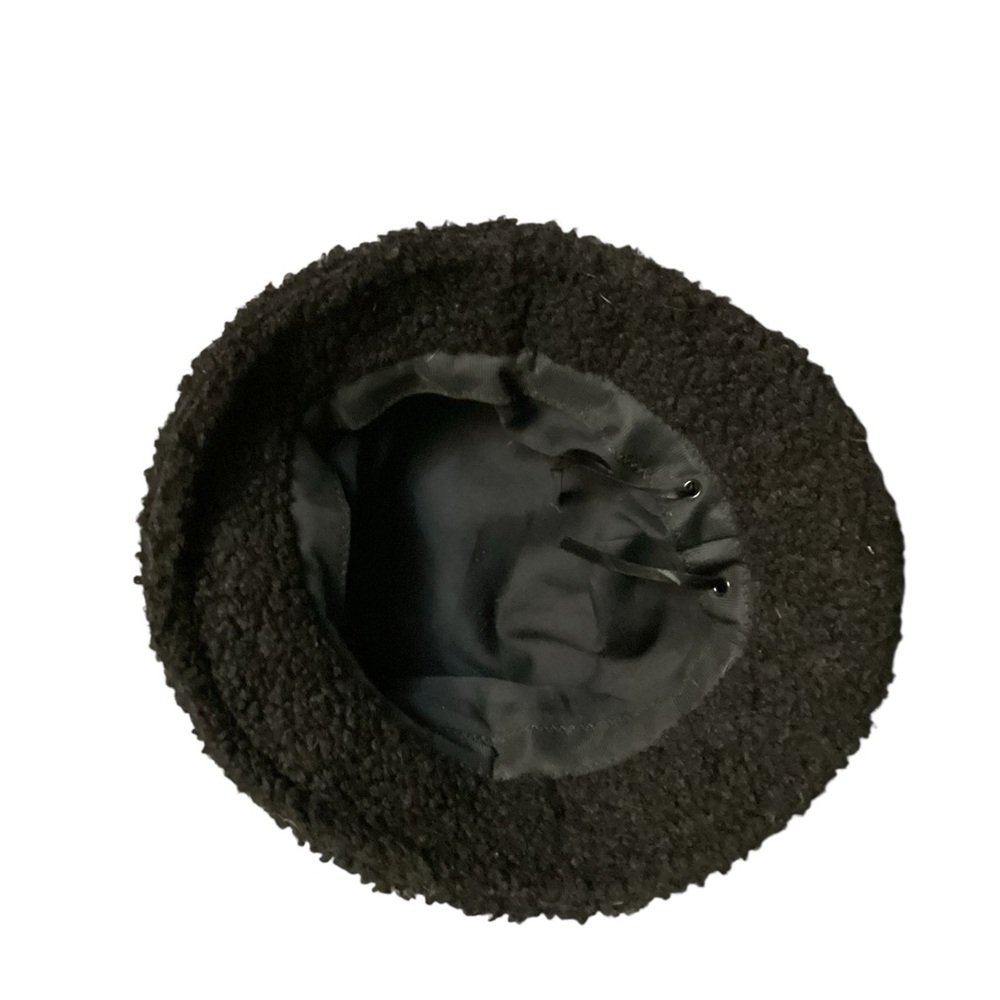 💥PRICE DROP💥 Petals and Peacocks Fleece Bucket Hat - Picture 4 of 4